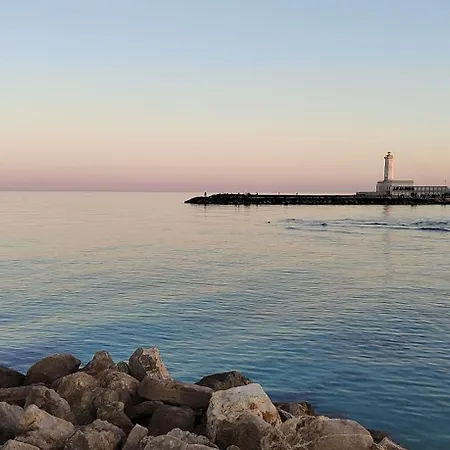 Vicolo Fabry * לצ'ה